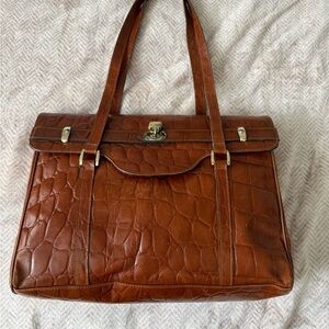 Vintage Clifford and Wills Genuine Leather Shoulder Bag 15x11.5x4.5”